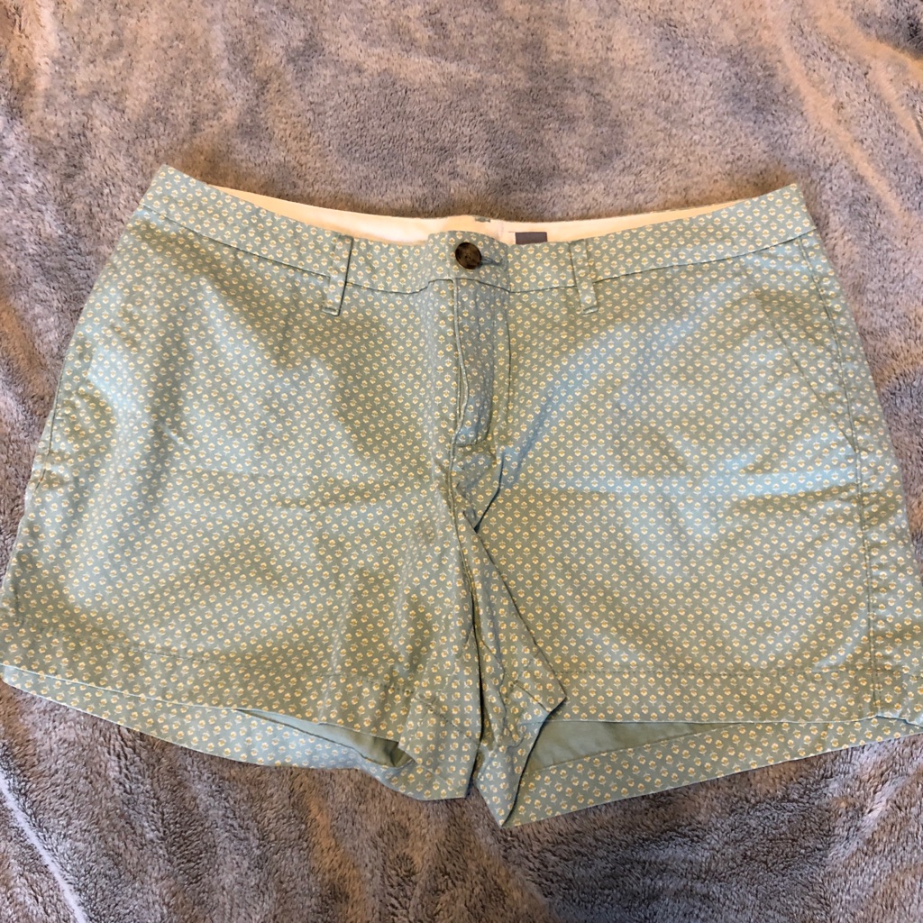 Daisy Patterned Shorts